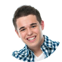 Romain (18 ans) vient de décrocher son permis de conduire